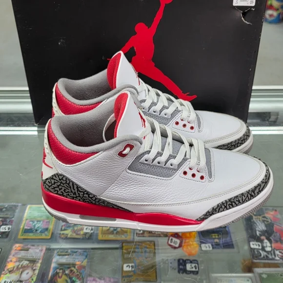 Nike Air Jordan 3 Retro Fire Red 2022 Size 10.5 (DN3707-160) White Red Grey